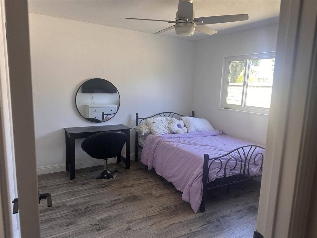 College Park Home Room For Rent