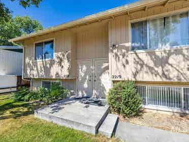 Roommate for Boise rental