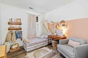 📍 3 Private Rooms for Rent