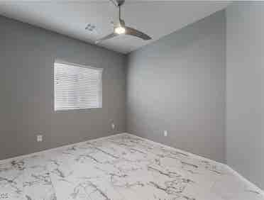 Room in lovely 2 story townhouse