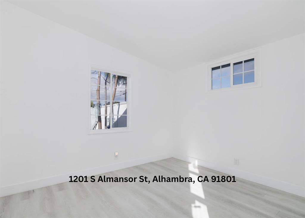 OPEN HOUSE THIS SAT
