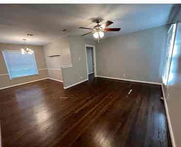 Bedroom w/private bath in Garland