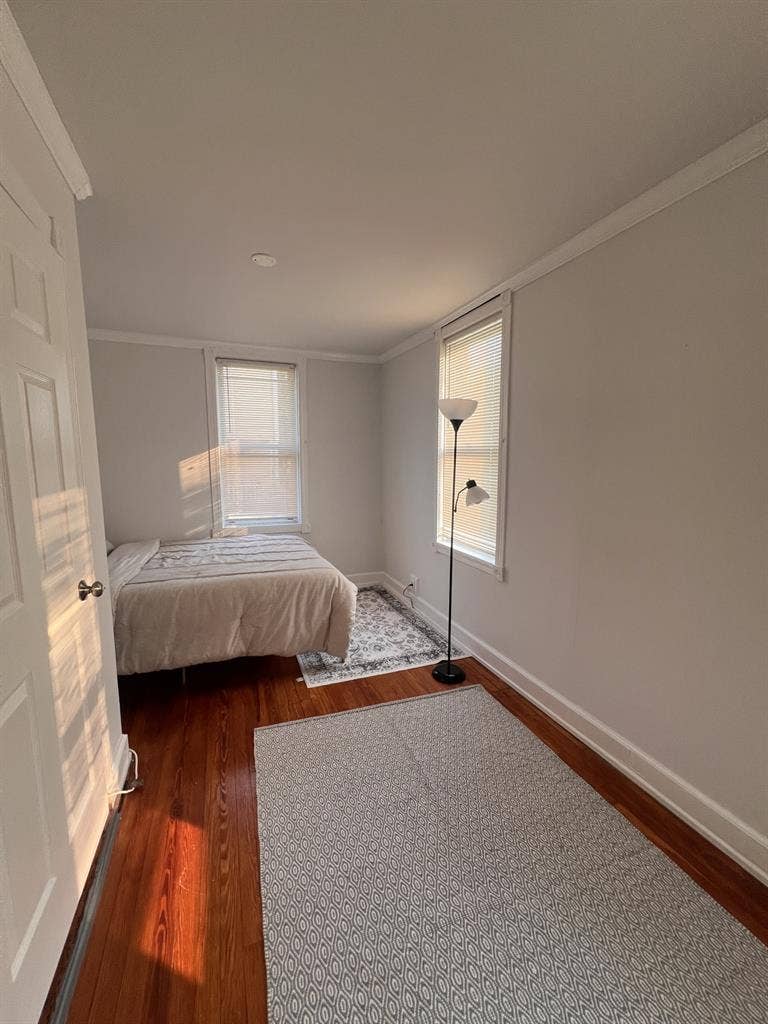 2 Rooms Available for rent