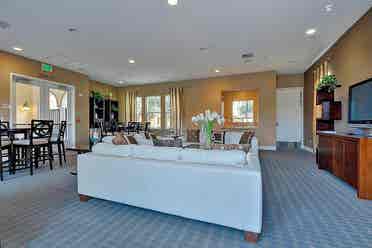 Private BR/Bath w/Utilities