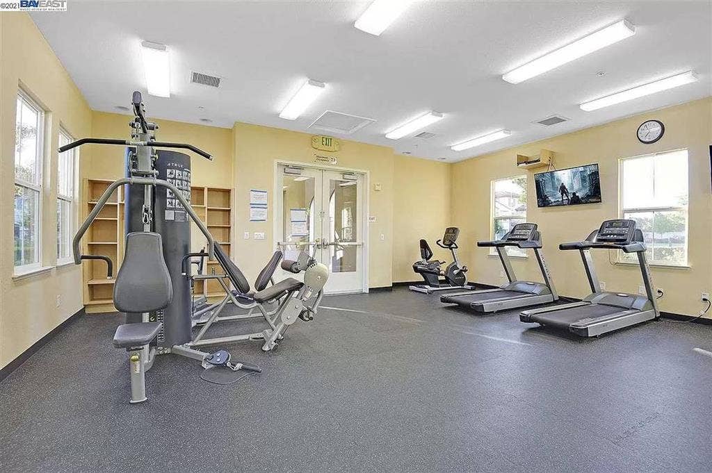 Private BR/Bath w/Utilities