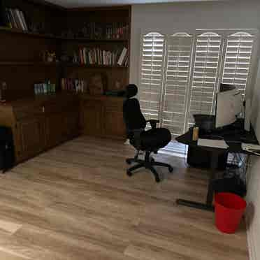 Room/Bathroom/Office