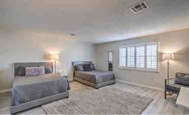 Room for rent in shared townhome