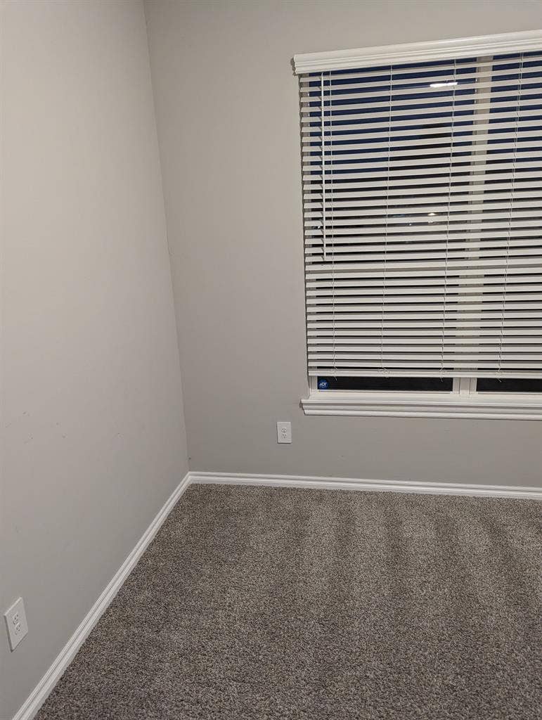 1Bedroom - Private Bathroom Yukon