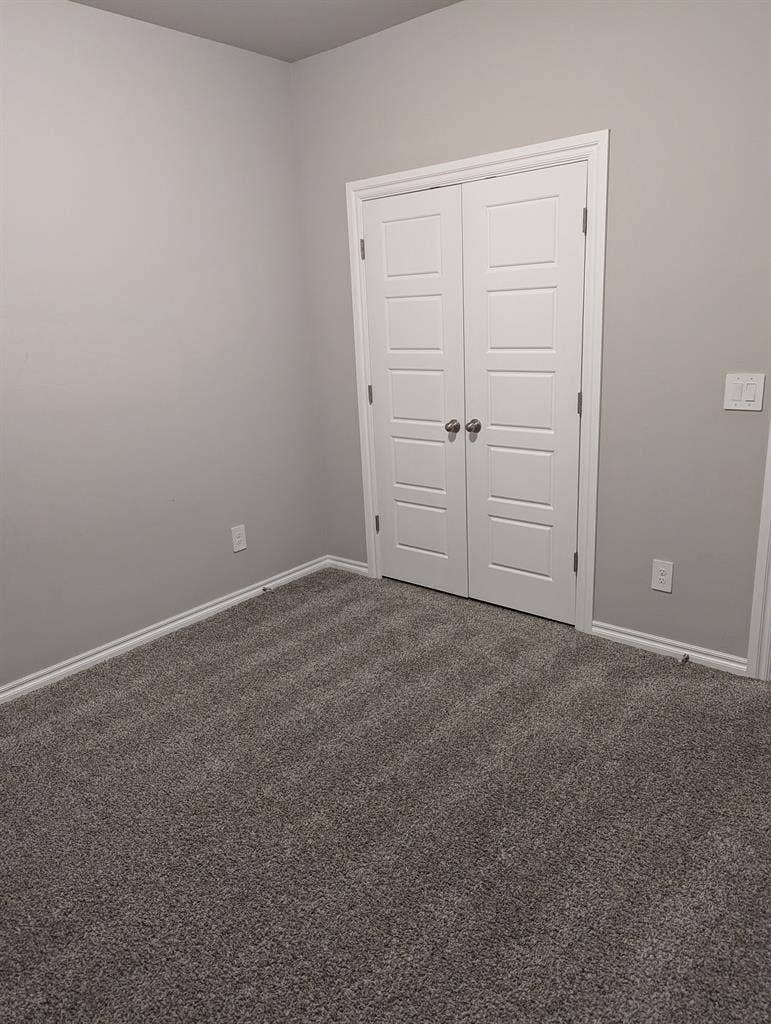 1Bedroom - Private Bathroom Yukon