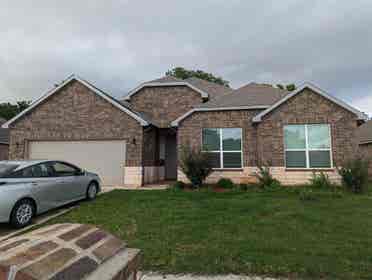 1Bedroom - Private Bathroom Yukon