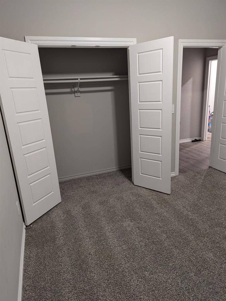 1Bedroom - Private Bathroom Yukon