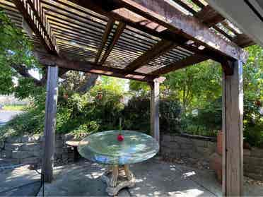 Room for rent/ Cuarto en renta