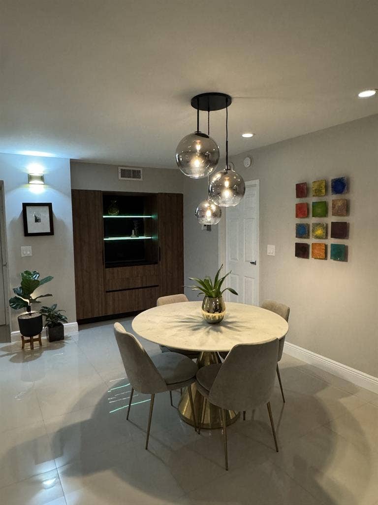 Looking for a roommate.
