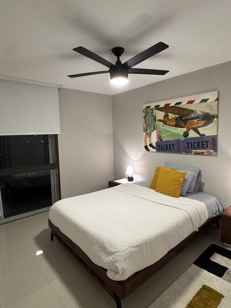 Looking for a roommate.