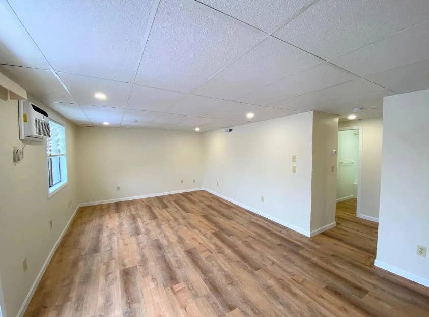 Bedroom for rent, Dover NH $/m
