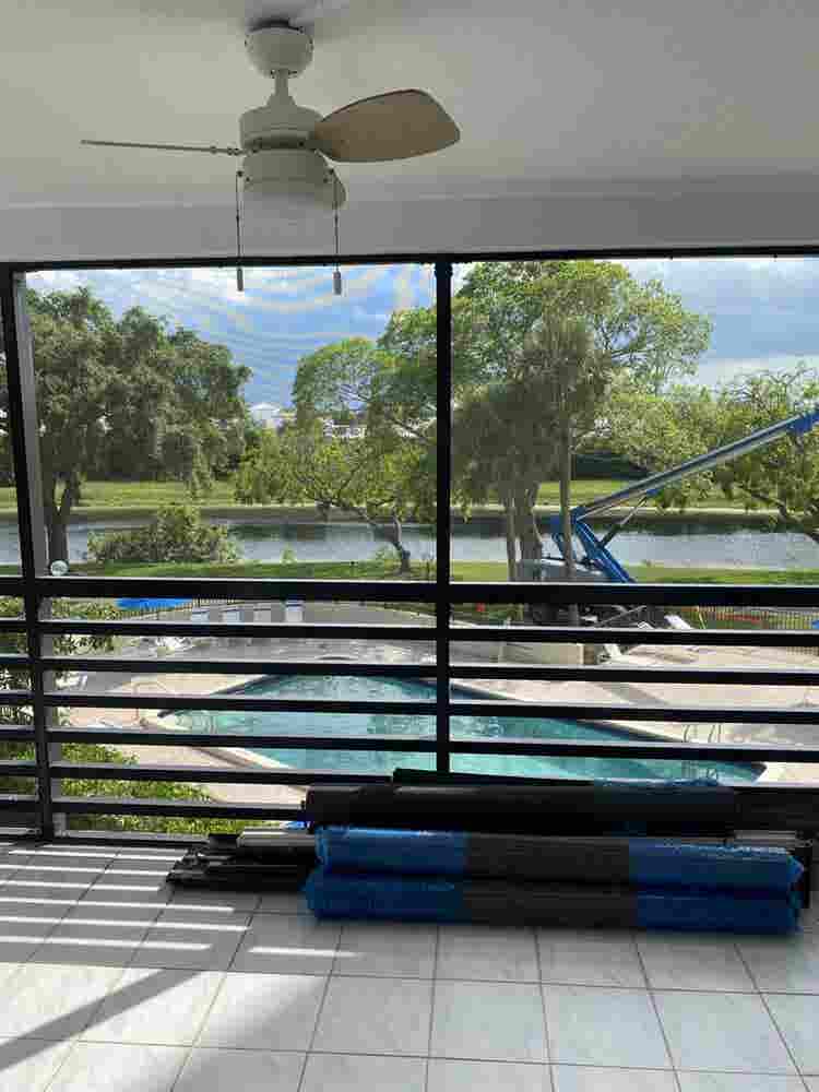 Private BR and BA Near Palm Aire