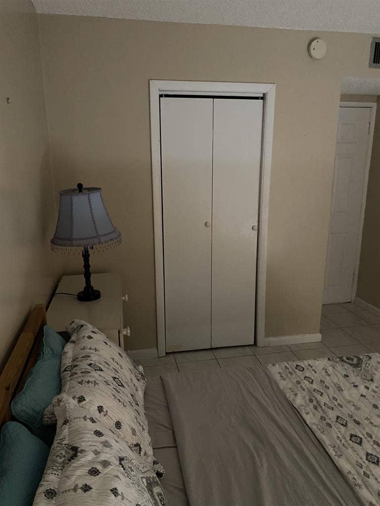 Private BR and BA Near Palm Aire