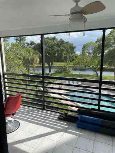 Private BR and BA Near Palm Aire