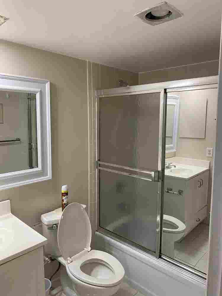 Private BR and BA Near Palm Aire