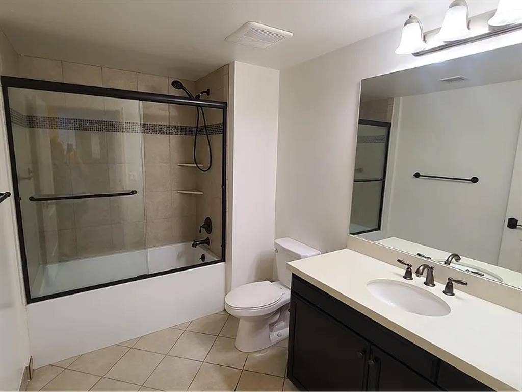 Open bedroom in Sherman Oaks Apt