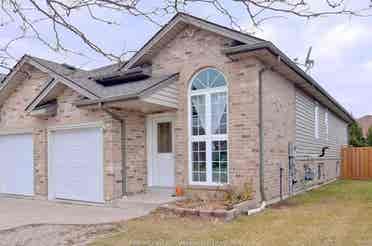 bath upper unit for rent