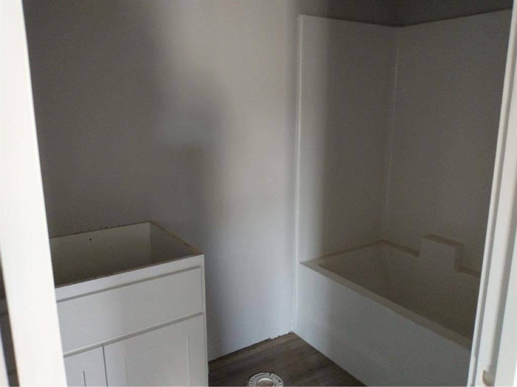 2 Rooms for rent!