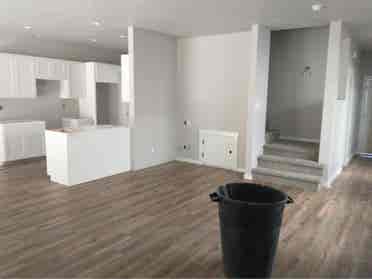 2 Rooms for rent!