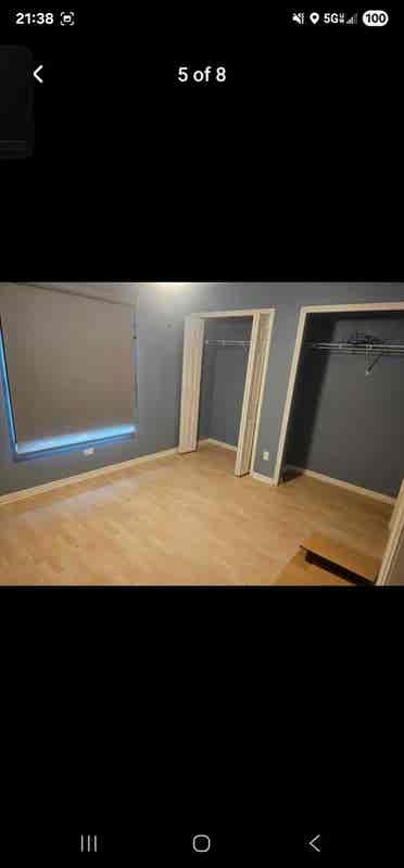 Have 2 rooms for rent