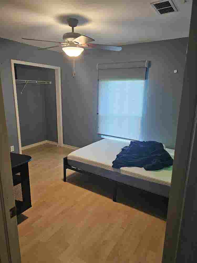 Have 1 room for rent