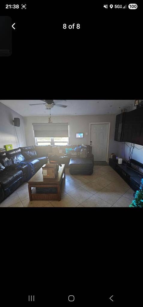 Have 2 rooms for rent