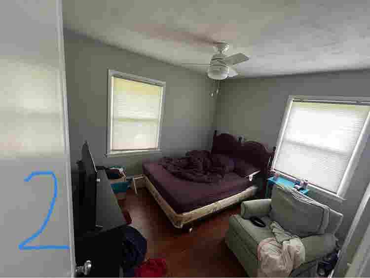 Looking for roommate in 3 bed house