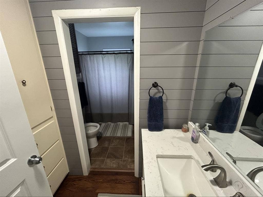 Roommate needed for room in house