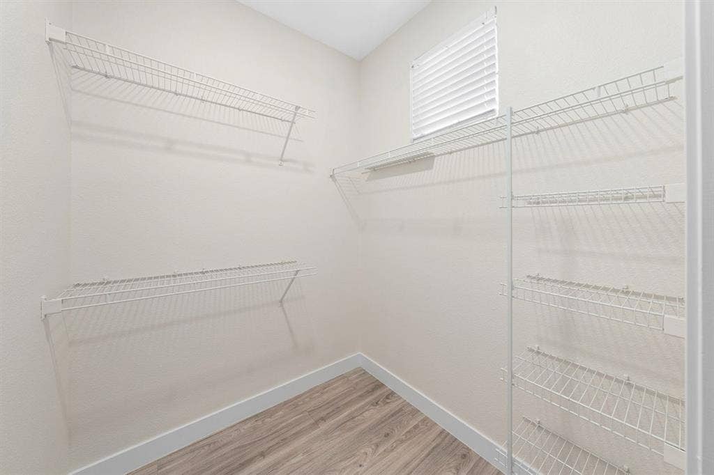 Offerin $ to assist with move in