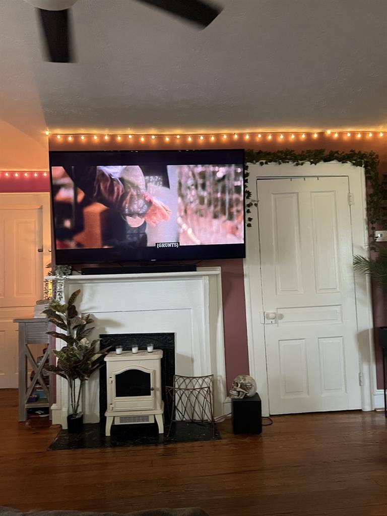 Cozy house with room for rent!!!