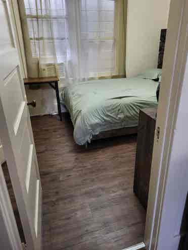 ALQUILO HABITACION