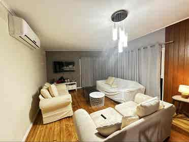 Well- Furnished room available