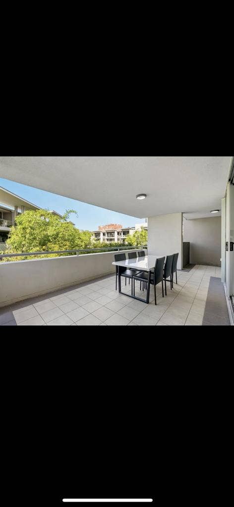 Single Room Available in Bowen Hill