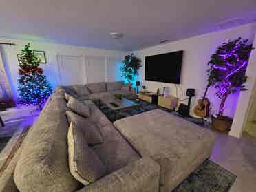 Room avaliable new house !!!!