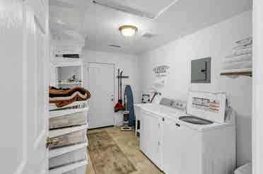 Furnished or unfurnished room