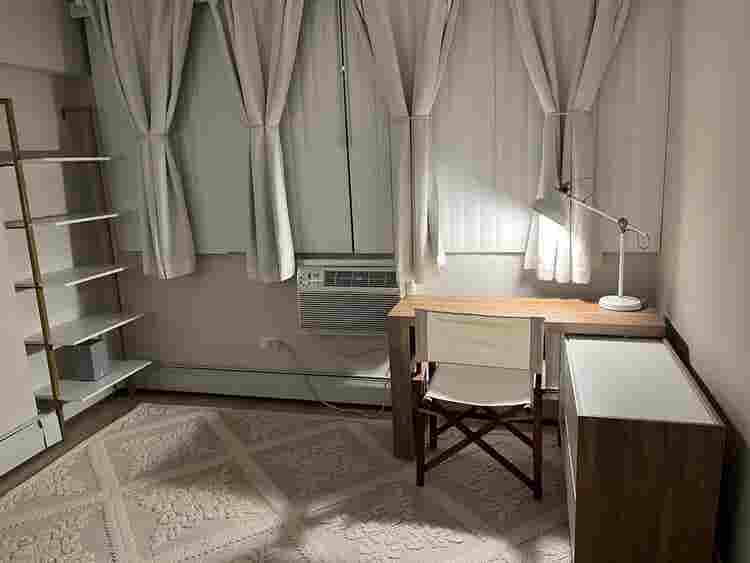 2nd bedroom in apartment near LUC