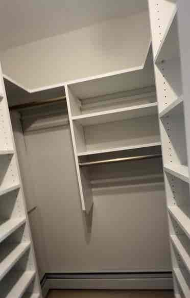 2nd bedroom in apartment near LUC