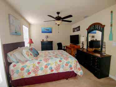 Beachside furn rm, private ba, loft