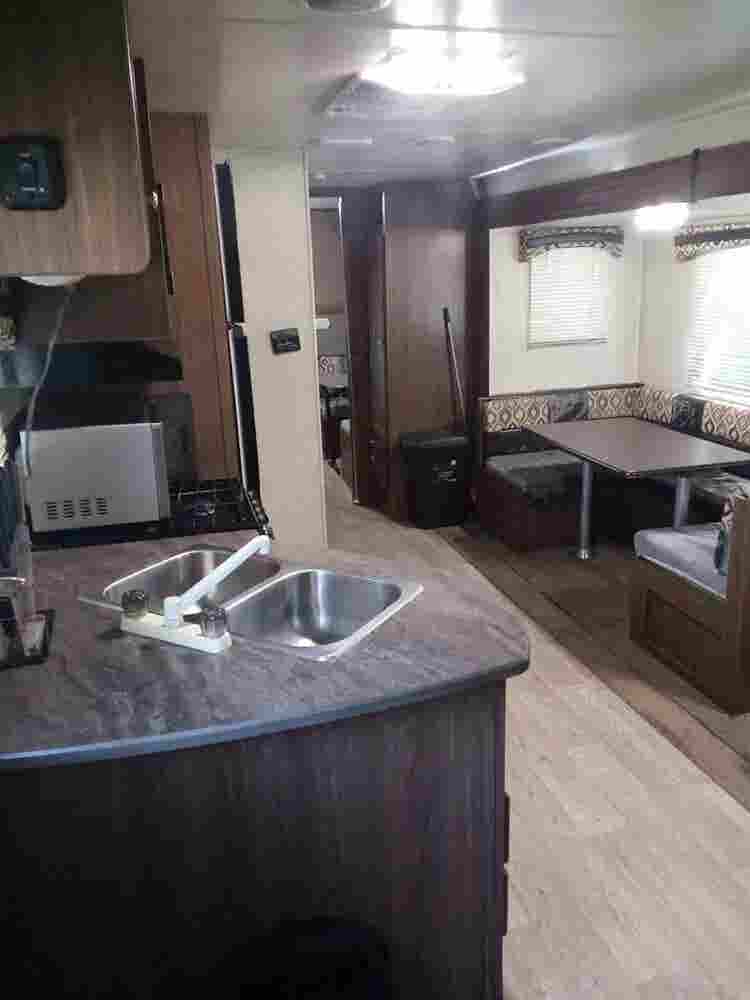 Rv room for rent
