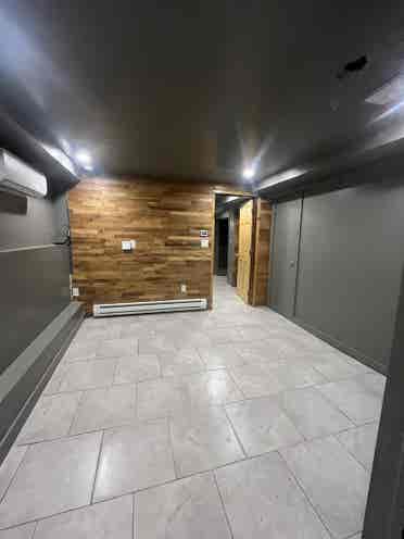 Private Walk in basement unit