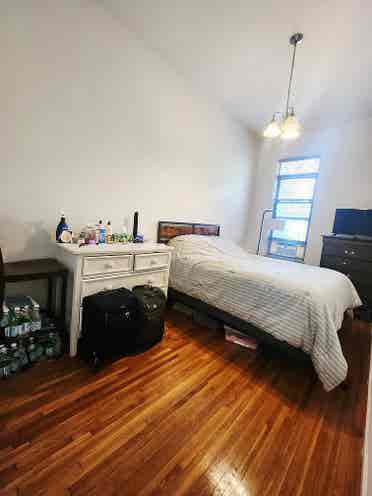 0ne-bedroom apartment