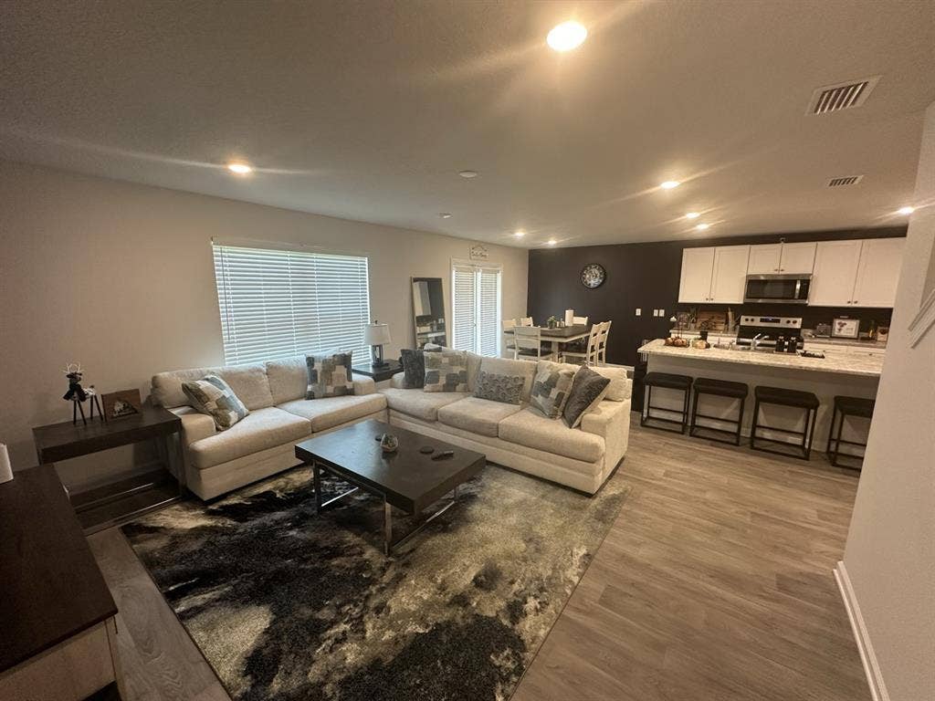 Furnished Room – All Bills Incl.