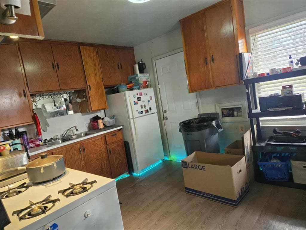 Room mate wanted - Private room