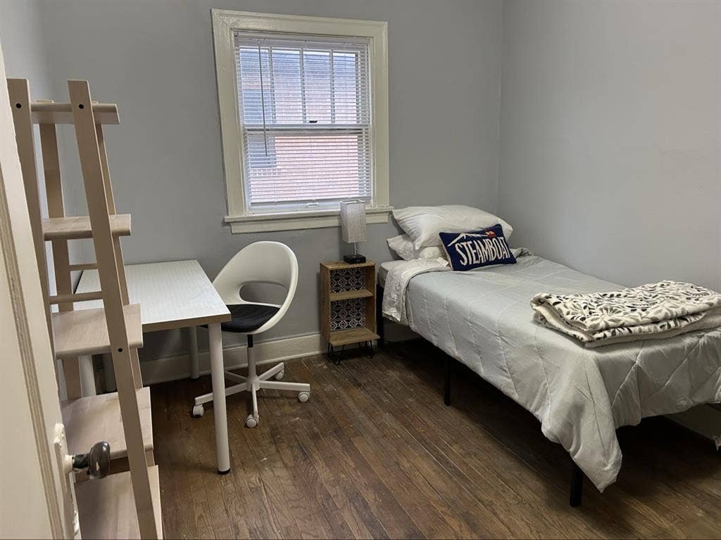 Private room in four bedroom house