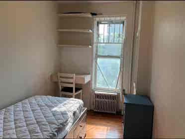 Quiet, Charming in Greenpoint