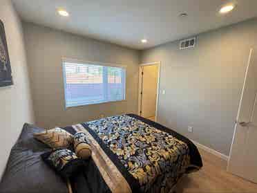 Hollywood Private room with  bath